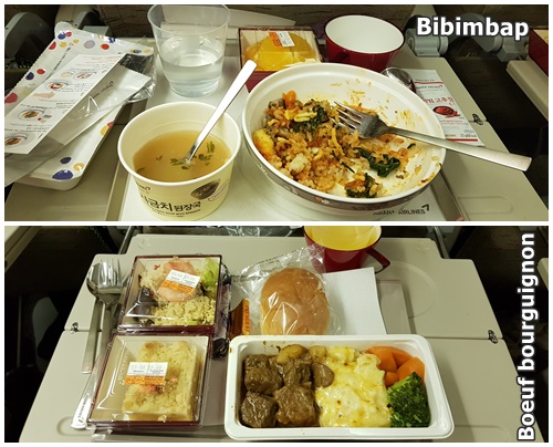 Photo : Repas (en haut bibimbap, en bas bœuf bourguignon) proposés par la compagnie aérienne Asiana Airlines lors du long courrier du 03 août 2019 entre Paris, France et Incheon, Corée du Sud. © Mathilde Schrobiltgen