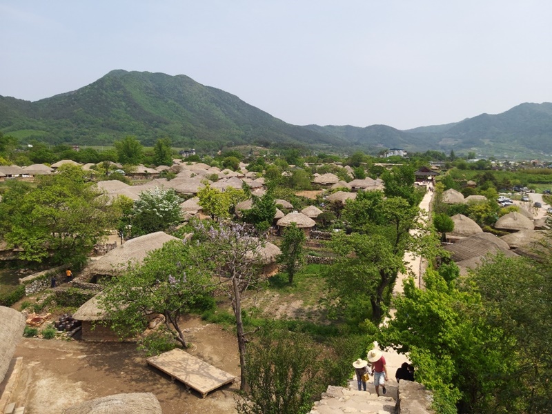 Village folklorique de Nagan 
