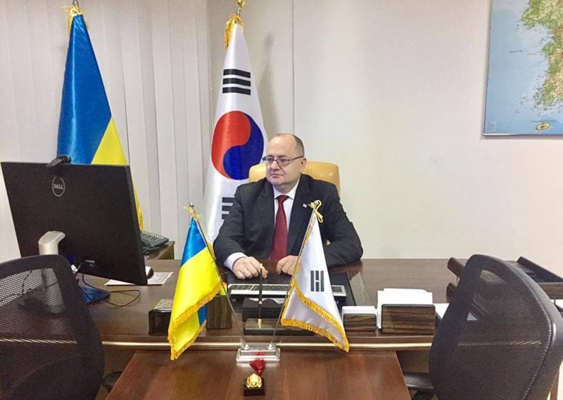 Ртищев Владислав в Почетном консульстве Республики Корея во Львове