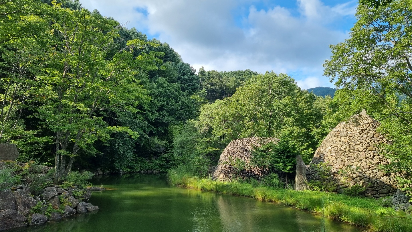 韩国三圣宫唯美大自然山林。韩宣网名誉记者凌卓凝 摄