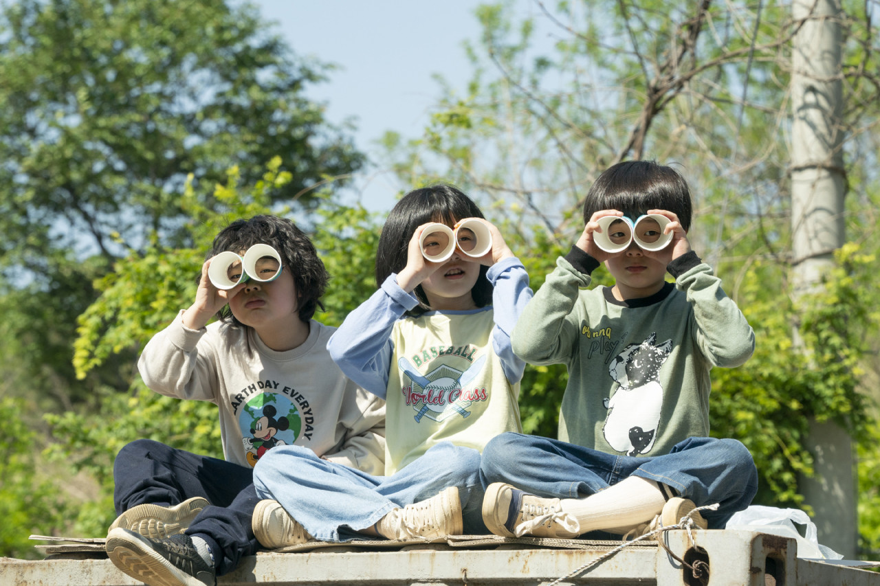 La película ‘Kids Are Fine’ trata sobre la historia de vida de los niños de nueve años, ha sido reconocida por su alta calidad y invitada a varios festivales internacionales de cine. | compañía cinematográfica Woollim