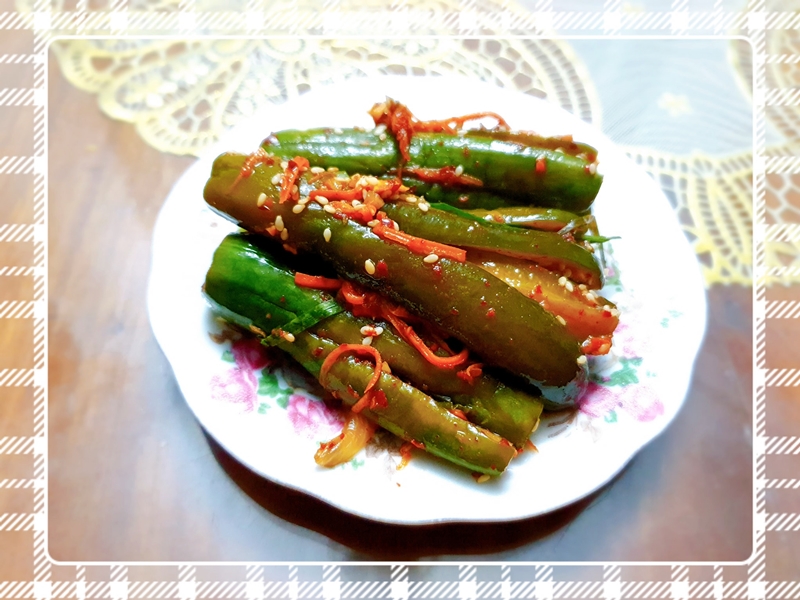 Để kỉ niệm ngày Kimchi (ngày 22/11) của Hàn Quốc, mình đã tự tay thực hiện món Kimchi dưa chuột giòn, ngon cho bản thân và gia đình cùng thưởng thức. (Ảnh: Vũ Đỗ Hải Hà)