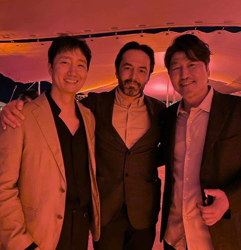 5. Song Kang-ho, Park Hae-il & Castro - Cannes 2022_in