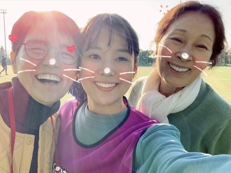 La sce%U0301nariste Noh Hee-Kyung, Lee So-Byeol et Kim Hye-Ja_in