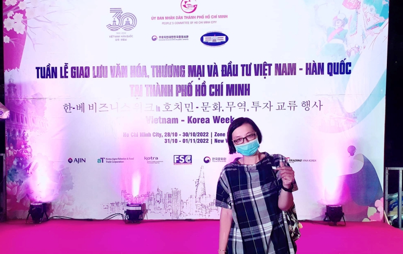“Ngày hội văn hóa hữu nghị Việt – Hàn” là sự kiện lớn nằm trong “Tuần lễ giao lưu văn hóa, thương mại và đầu tư Việt Nam – Hàn Quốc tại TP.HCM” thu hút sự quan tâm của đông đảo người dân thành phố, người dân các tỉnh lân cận cũng như du khách quốc tế đến tìm hiểu và trải nghiệm. (Ảnh: Vũ Đỗ Hải Hà)