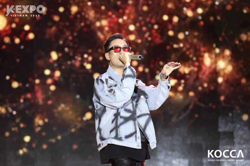 Sự xuất hiện của JustaTee tại K-EXPO Concert 2022 khiến nhiều bạn trẻ mong chờ. (Ảnh: Trang fanpage K-EXPO VIETNAM 2022)
