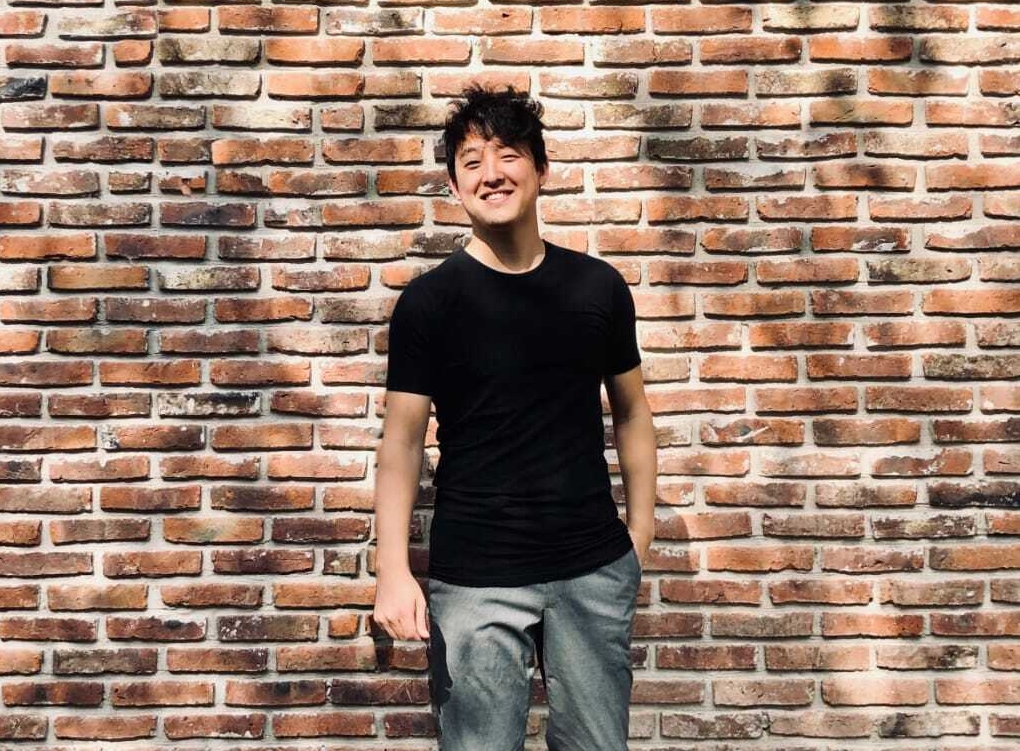 Gabriel Kim, intérprete del idioma español y coreano