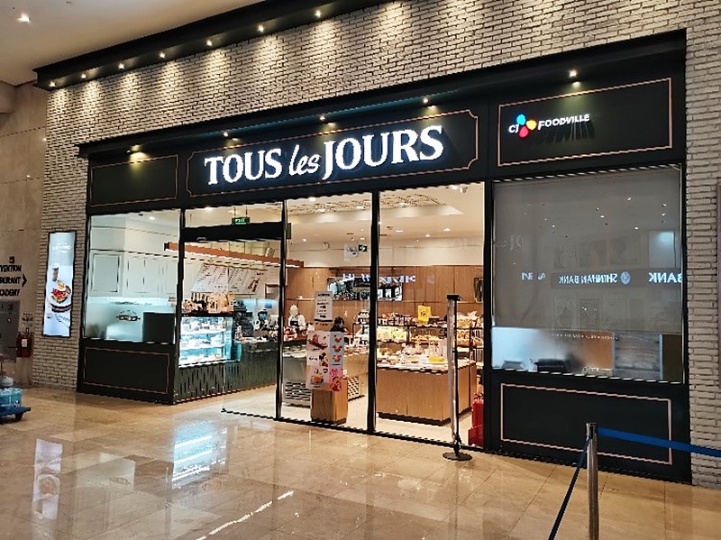 韩国面包店Tous Les Jours的一家分店位于“地标72”一楼。韩宣网名誉记者白若晶 摄