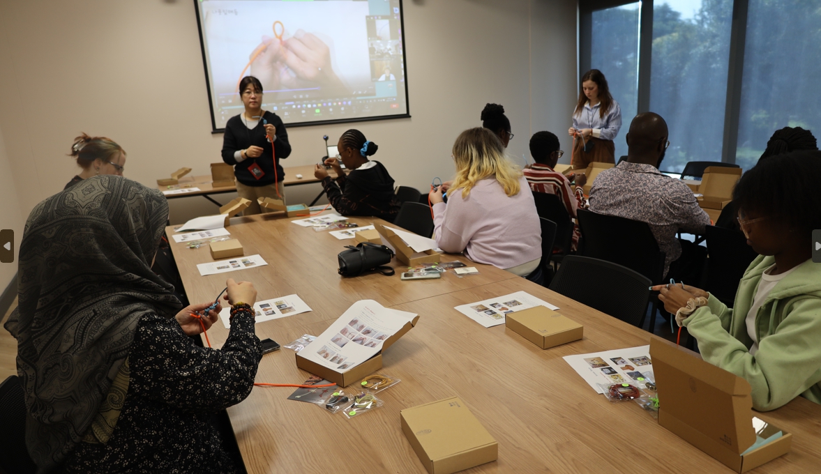 Korean Knots Workshop with AKEEP - MMFA