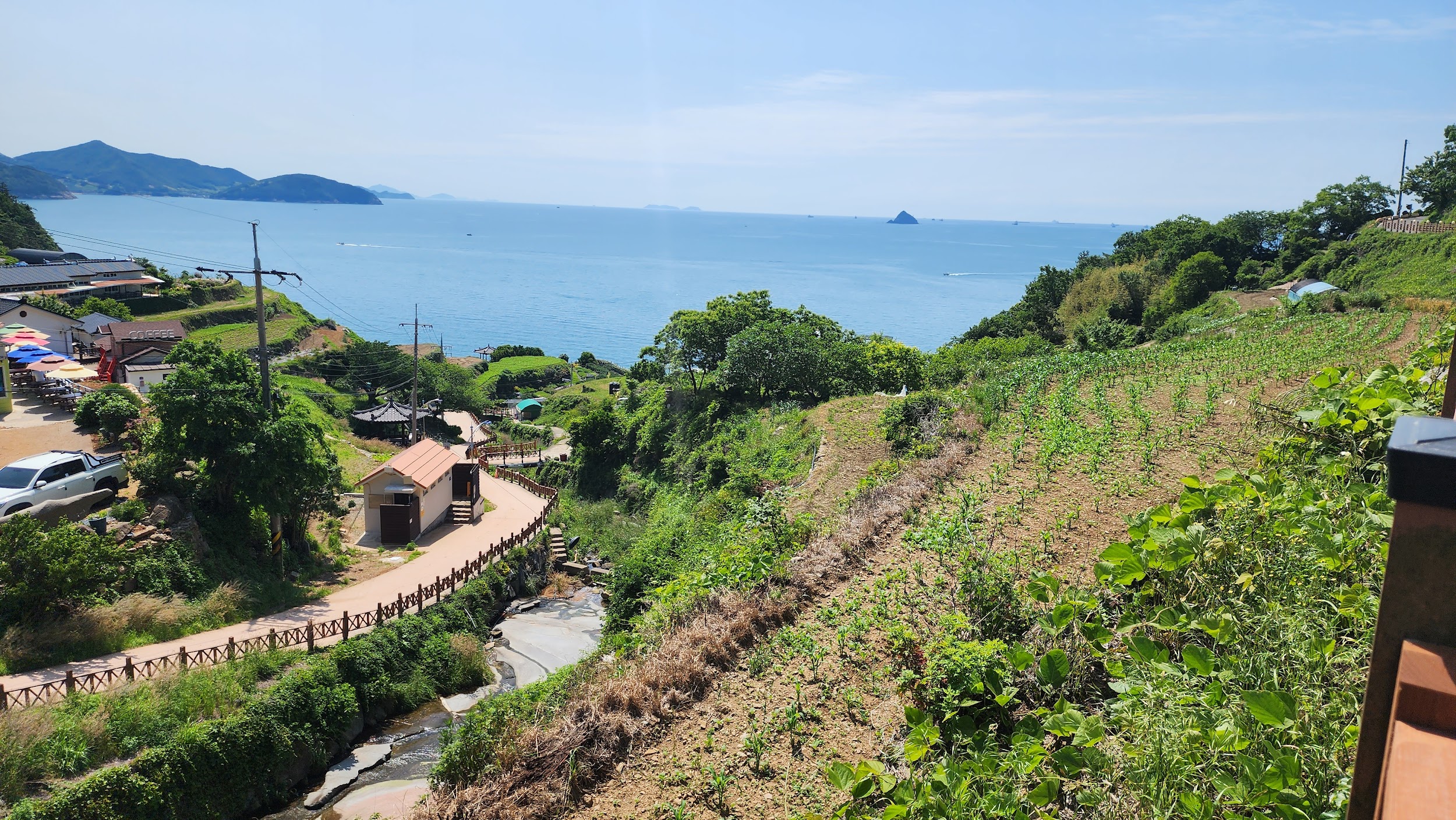 Le Gacheon Daraengi Village.