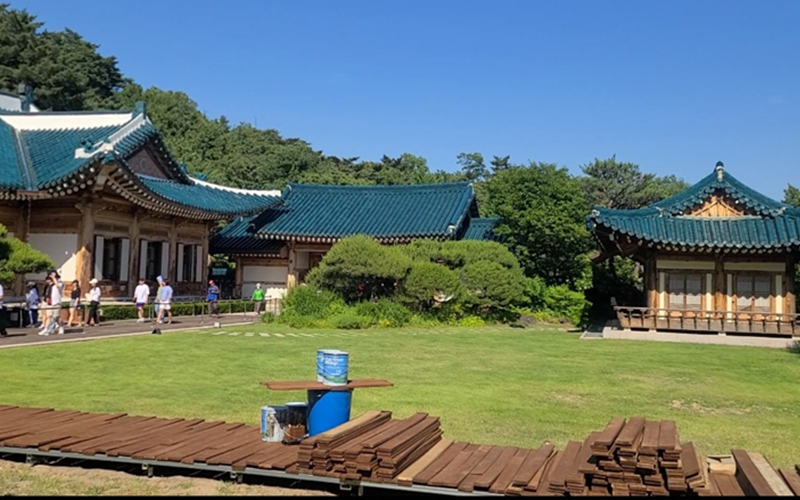 Cheong Wa Dae, el antiguo complejo presidencial de Corea del Sur, está rodeado de hermosos jardines y paisajes.