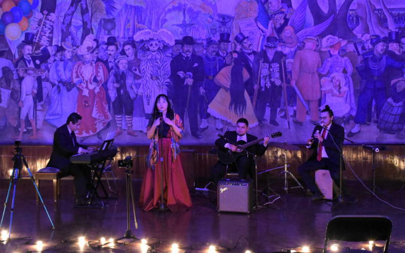 Coreatitlán ofrece un concierto en el Museo Mural Diego Rivera de la Ciudad de México.