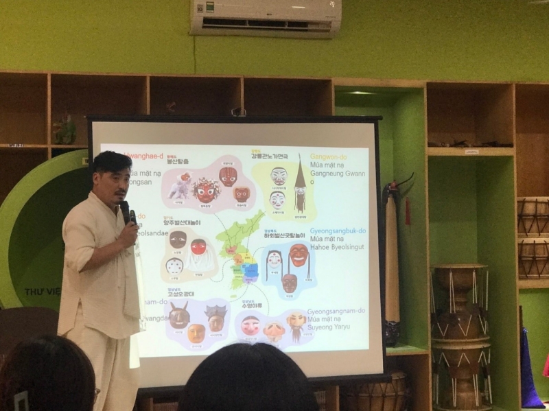 Sự đa dạng của loại hình nghệ thuật truyền thống này theo các vùng miền. (Ảnh: Đặng Phương Thanh)