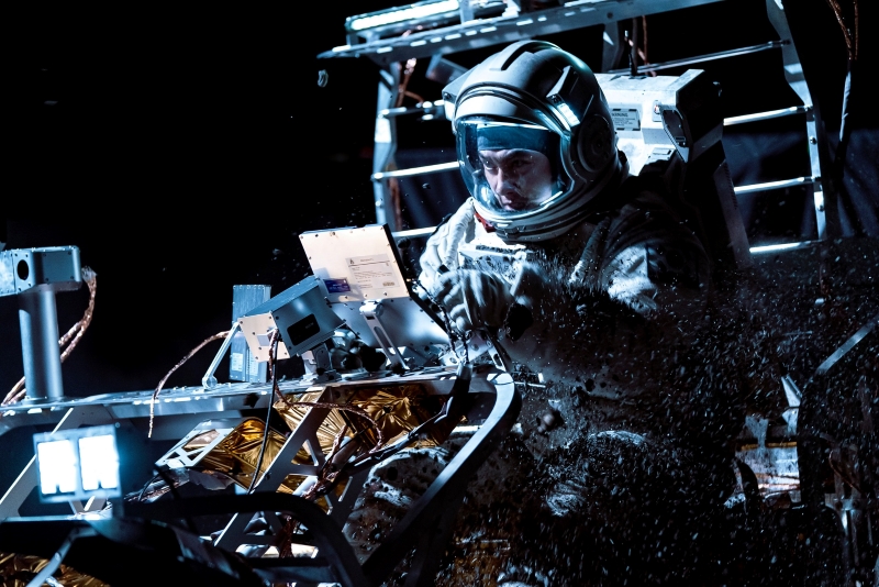 Bộ phim điện ảnh “The Moon” (tựa Việt: Nhiệm Vụ Cuối Cùng) đã chính thức ra rạp vào tháng 08/2023. Tác phẩm thuộc thể loại khoa học viễn tưởng với sự tham gia của dàn diễn viên nổi tiếng và kỳ cựu. (Ảnh: Trang Facebook của CJ ENM Movie)