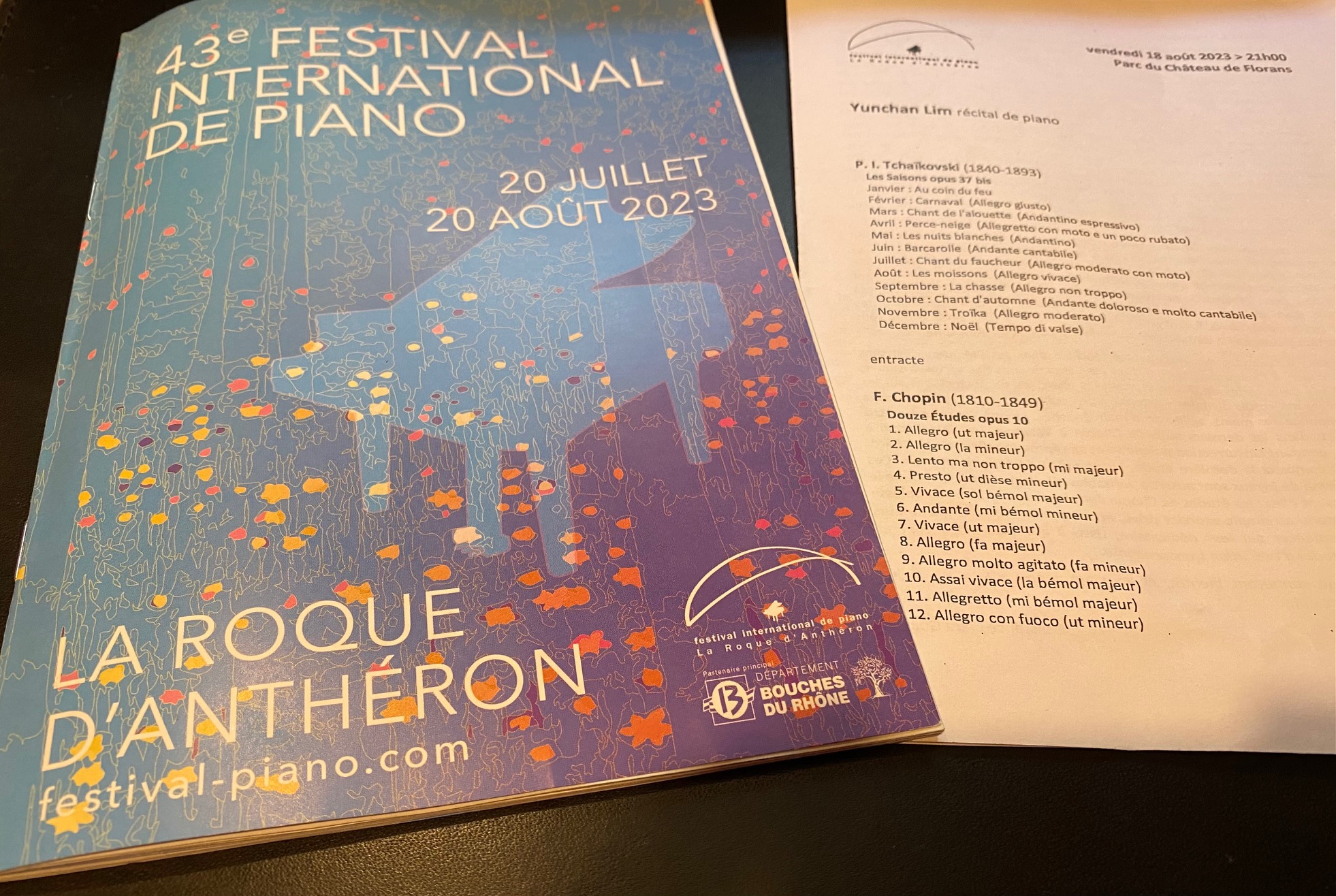 Programme du Festival 2023 et du récital de piano de Yunchan Lim. © Danielle Tartaruga