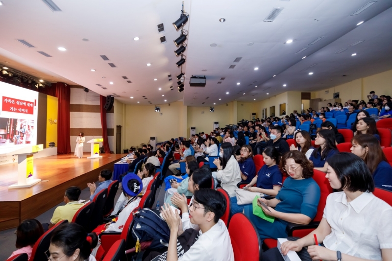 Không khí rộn ràng đến từ các khán giả trong hội trường. (Ảnh: Trung tâm Văn hóa Hàn Quốc tại Việt Nam)