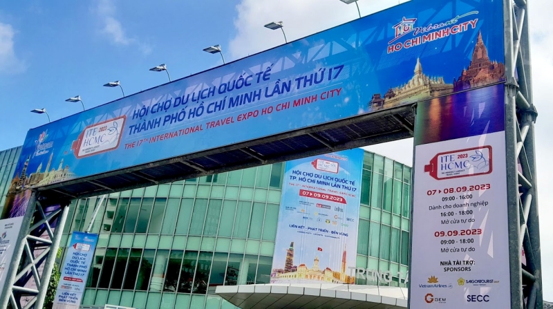 Cổng chào khách tham quan tại Hội chợ Du lịch Quốc tế Thành phố Hồ Chí Minh (ITE HCMC) lần thứ 17. (Ảnh: Vũ Lê Kim Oanh)