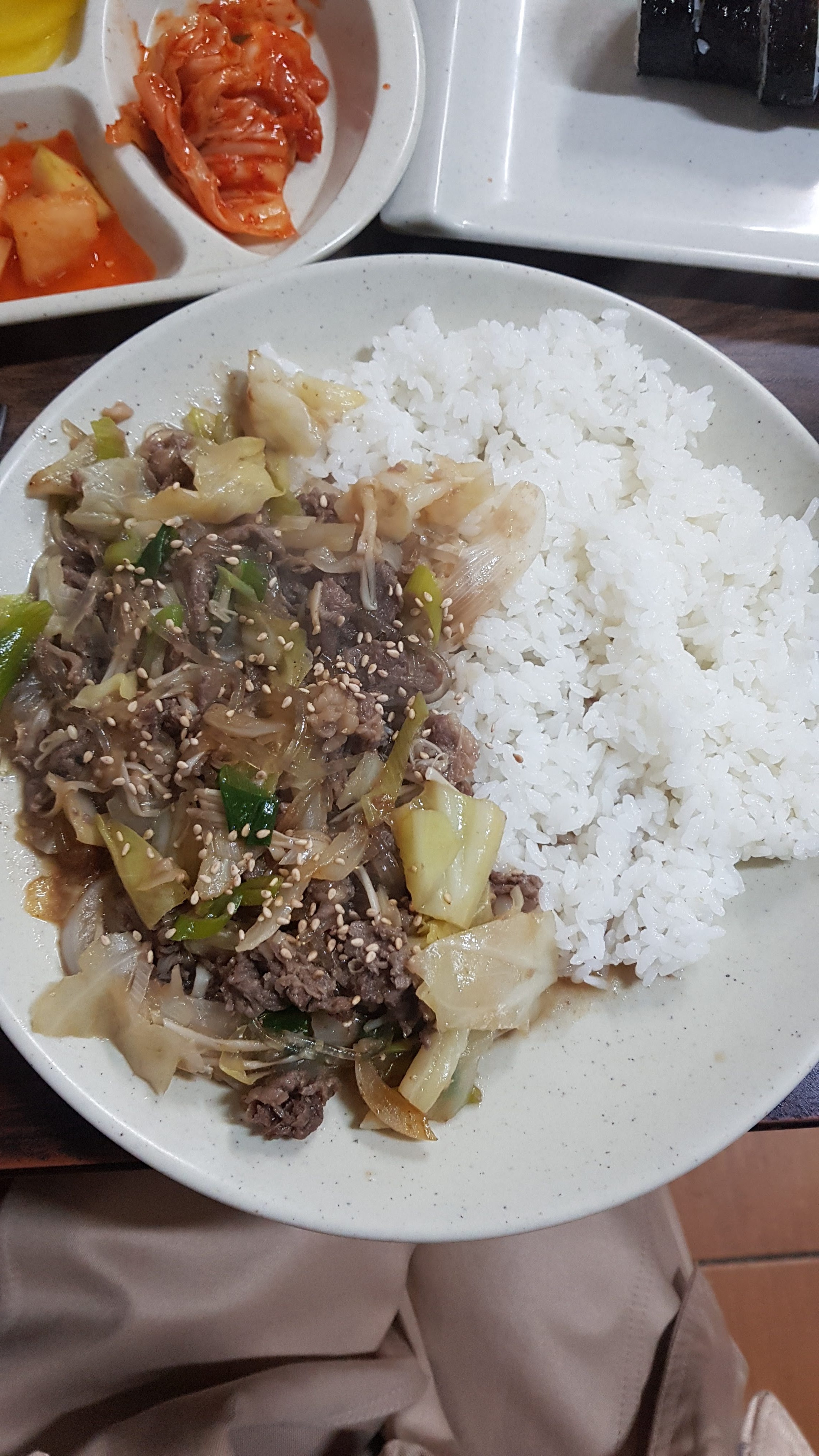 Cuisine coréenne : Ce plat épicé (et noté 4,8/5) vous emmènera