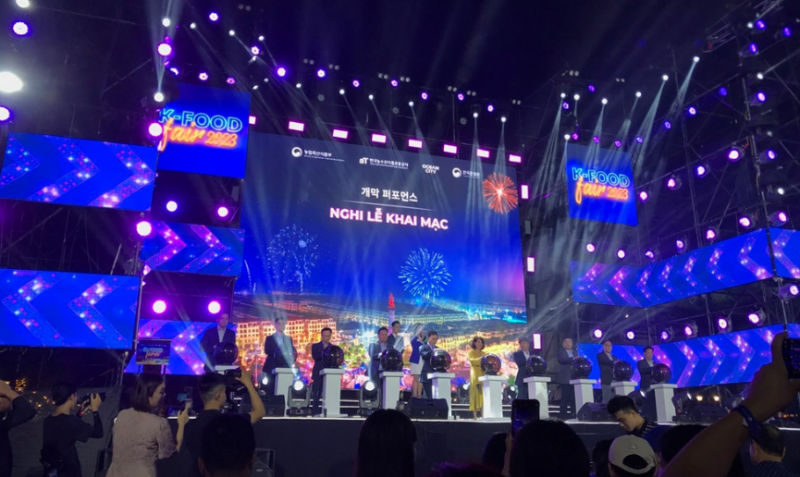Nghi lễ khai mạc sự kiện “K-Food Fair 2023”. (Ảnh: Đặng Phương Thanh)