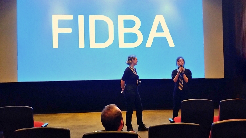 La directora Hyun Kyung Kim resenta su documental en el FIDBA 2023. | Juan José Díaz