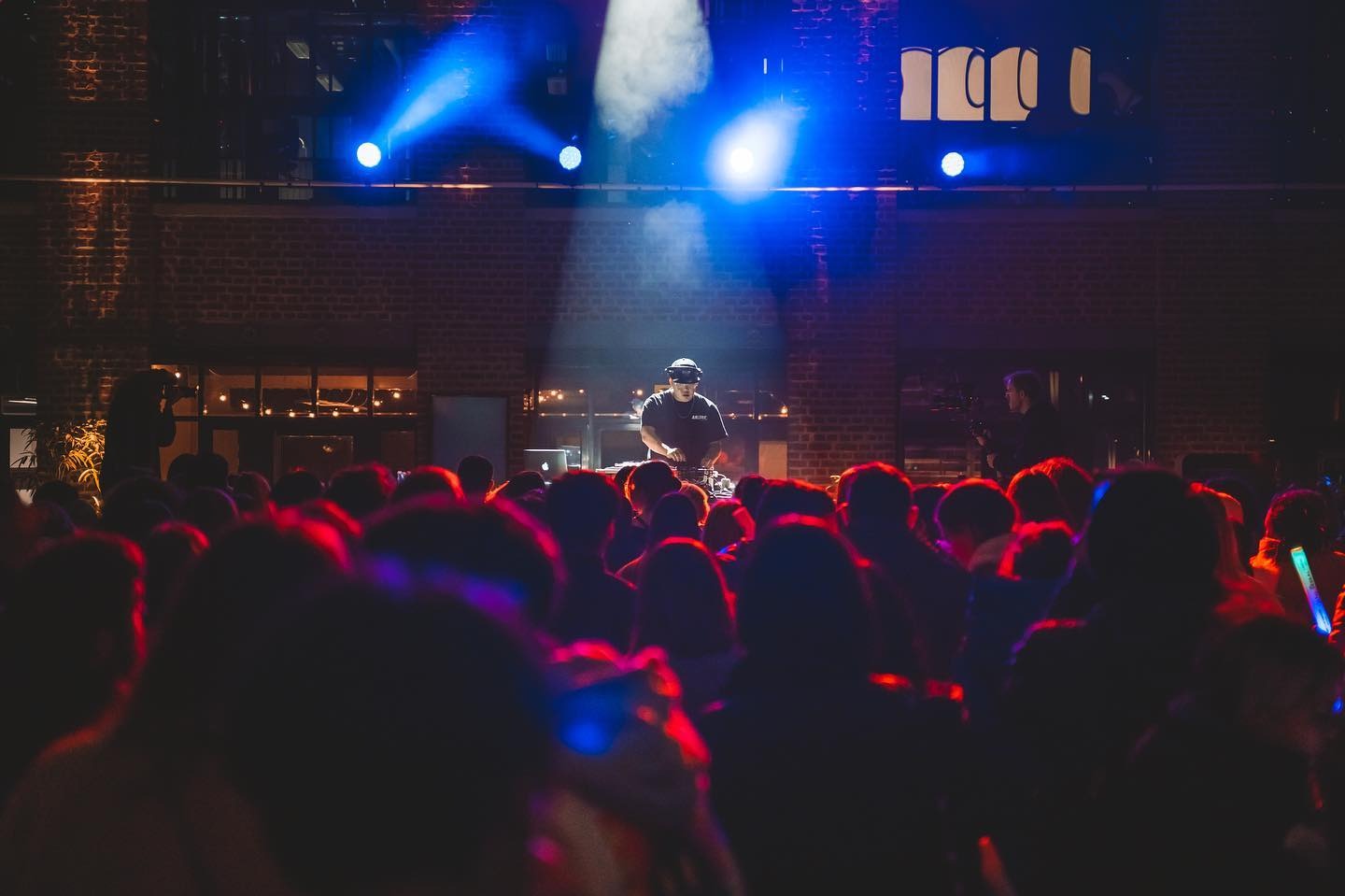 DJ Wars sur la scène du 2e festival 1, 2, 3, Seollal, à l'Euratechnologies de Lille, les 21 et 22 janvier 2023. © Compte Facebook du festival 1, 2, 3, Seollal