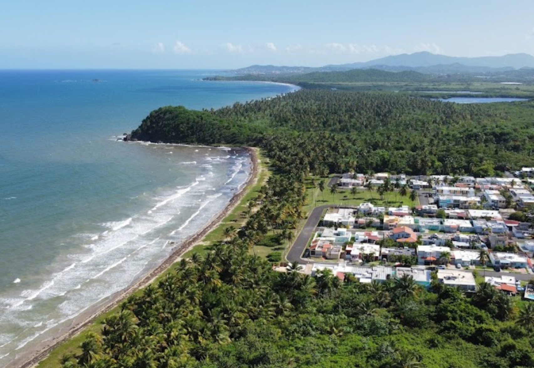 Para verificar las direcciones utilizaron Google Maps, pudiendo ver los hermosos lugares hasta donde llegarán sus postales. En esta fotografía se muestra el lugar de residencia de una persona de Puerto Rico. | Elena Jang