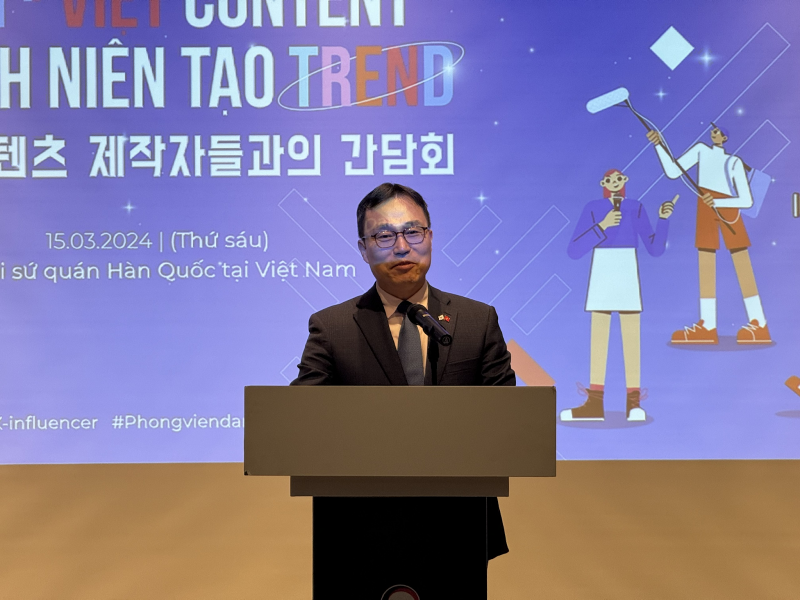 Ông Choi Youngsam, Đại sứ Đặc mệnh toàn quyền Hàn Quốc tại Việt Nam phát biểu khai mạc. (Ảnh: Hoàng Xuân Tùng) 