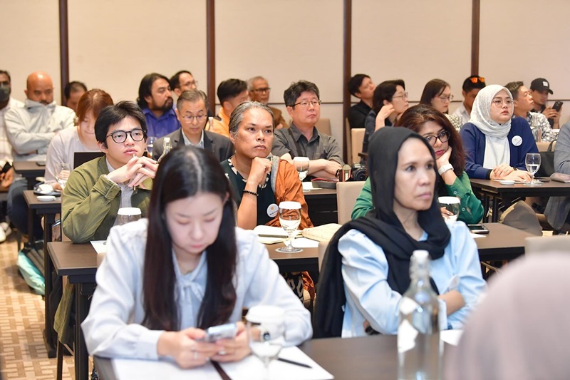 图为出席者们正专心聆听本次研讨会的演讲内容。图片来源：马来西亚FINAS官方脸书