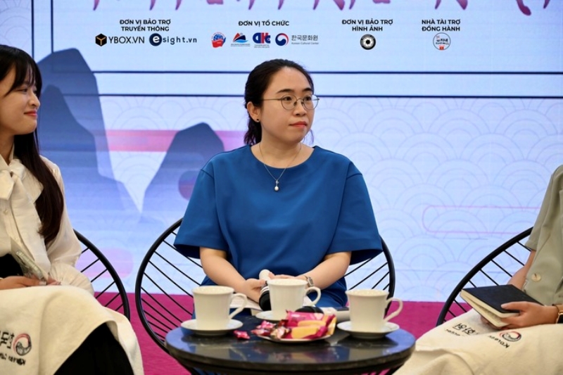 Diễn giả Đỗ Thanh Thảo Miên. (Ảnh: DAV Korean Club - CLB Ngôn ngữ và Văn hóa Hàn Quốc Học viện Ngoại Giao)