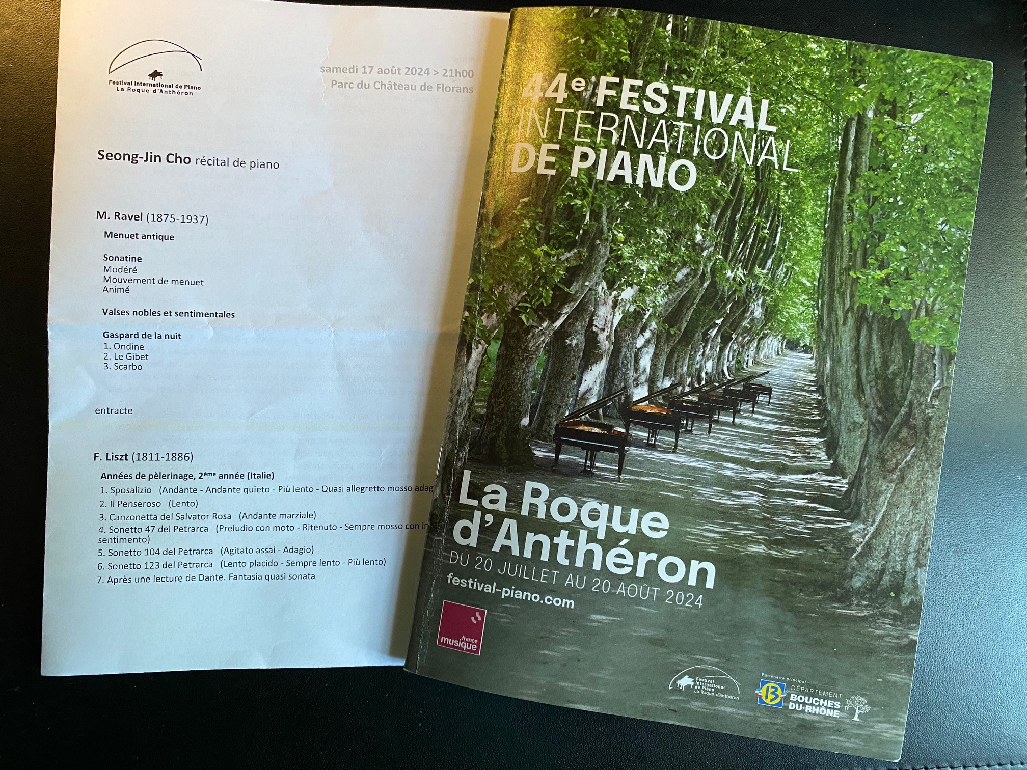 Programme du festival 2024 et du récital de piano de Seong-Jin Cho. © Danielle Tartaruga