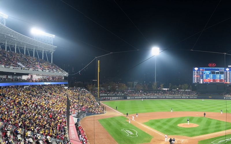 Ausverkauftes Stadion, KIA Champions Field, ,Buk-gu, Gwangju © ⓒ Kang Min-Seok vom Präsidialamt der Republik Korea