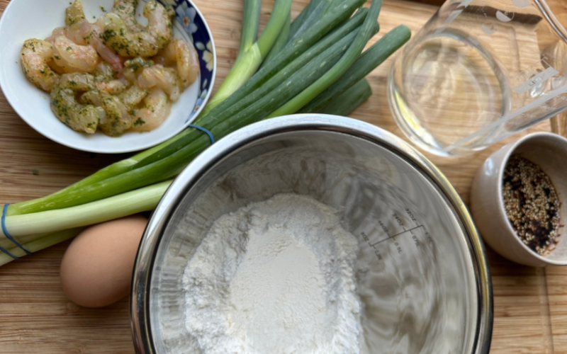 Innerhalb von ca. 20 Minuten kann der Pajeon in jeglicher Variante zubereitet werden. Schnell, einfach und vor allem extrem lecker. 