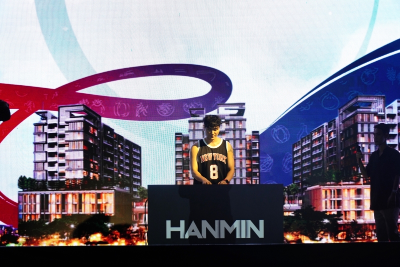 DJ Party tạo ấn tượng khó phai đối với người tham dự tại lê hội. (Ảnh: Lê Thị Yến)