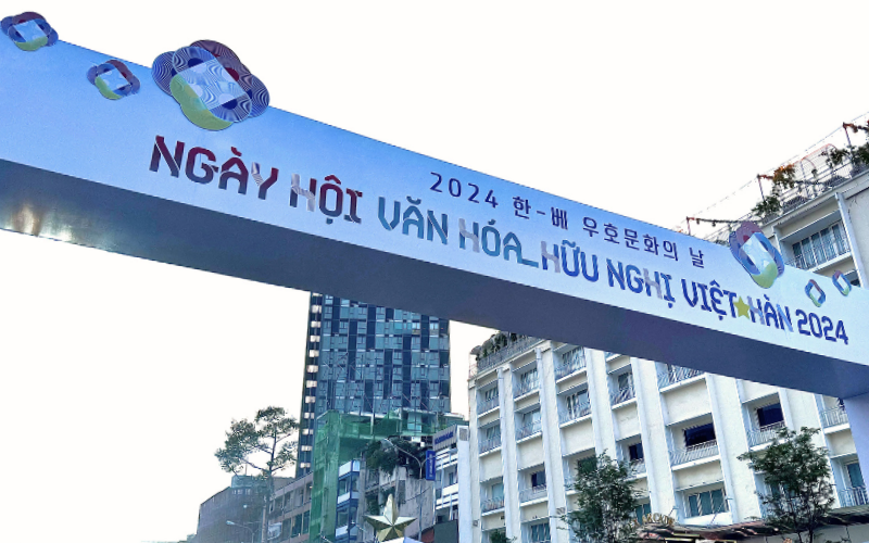 “Ngày hội Văn hóa Hữu nghị Việt - Hàn 2024” đã diễn ra trong hai ngày 26-27/10 trên một con đường trung tâm thành phố Hồ Chí Minh. (Ảnh: Nguyễn Lâm Mỹ Duyên)