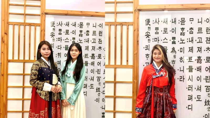 Trải nghiệm Hanbok đưa người tham gia như đang đến với xử sở Kim Chi. (Ảnh: Phan Thị Thu Đào)