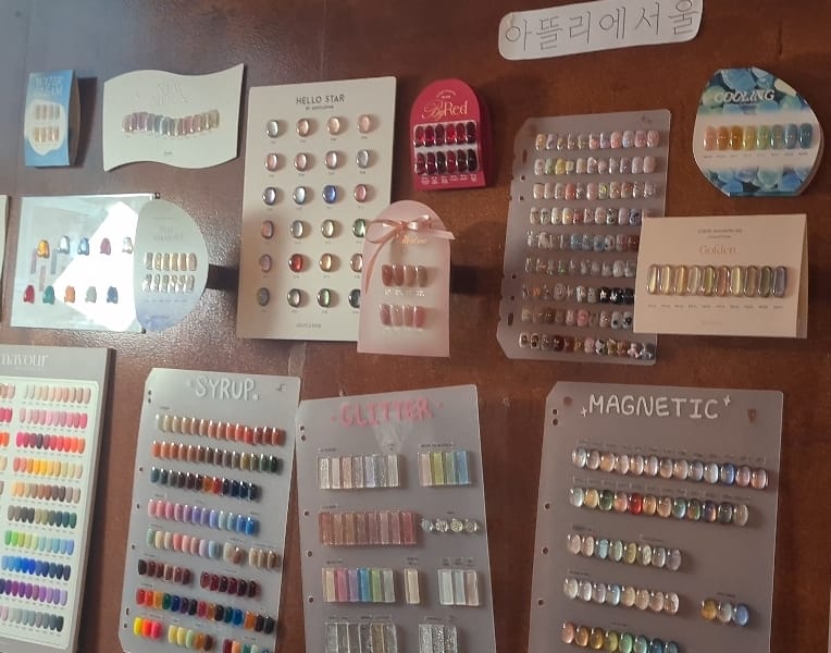 Atelier Séoul, la technologie d'art nail et beauty coréenne au pop-up Oiljang à Paris. © Lantou Onirina