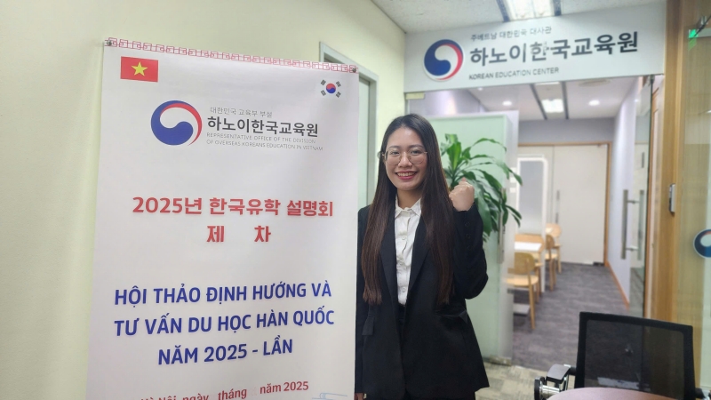 Chị Trần Nữ Tôn Nhân - cựu sinh viên học bổng Chính phủ Hàn Quốc (GKS) năm 2021 chia sẻ rằng bản thân đã “gặt hái” được rất nhiều món quà quý giá trong quá trình du học tại Hàn Quốc. (Ảnh: Nguyễn Phương Anh)