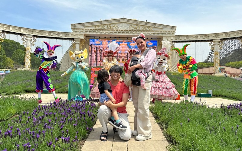 La famille adorable de Rahma passe la Journée nationale des enfants, le 5 mai, au parc d'attractions Everland de Yongin. © Rahma Bessayah