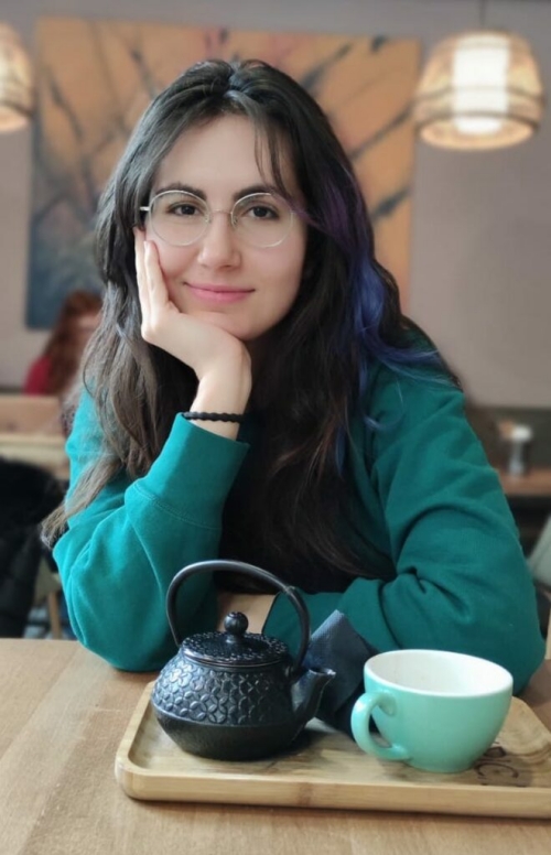 Dra. Ainhoa Urquia Asensio en Traducción y Estudios Interculturales en la Universidad Autónoma de Barcelona (UAB) y profesora asociada en el Área de Estudios de Asia Oriental de la Universidad Complutense de Madrid (UCM) | UAB