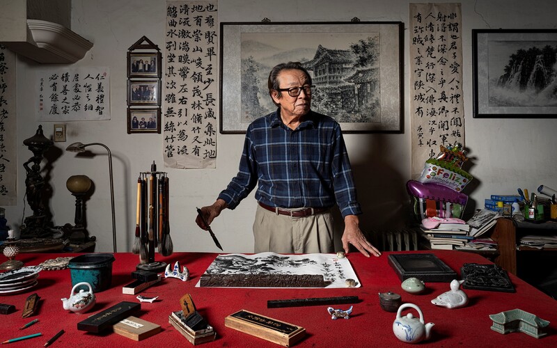 El maestro Park Seung Kil (pintor y calígrafo). Año 2025. | Jorge Mónaco