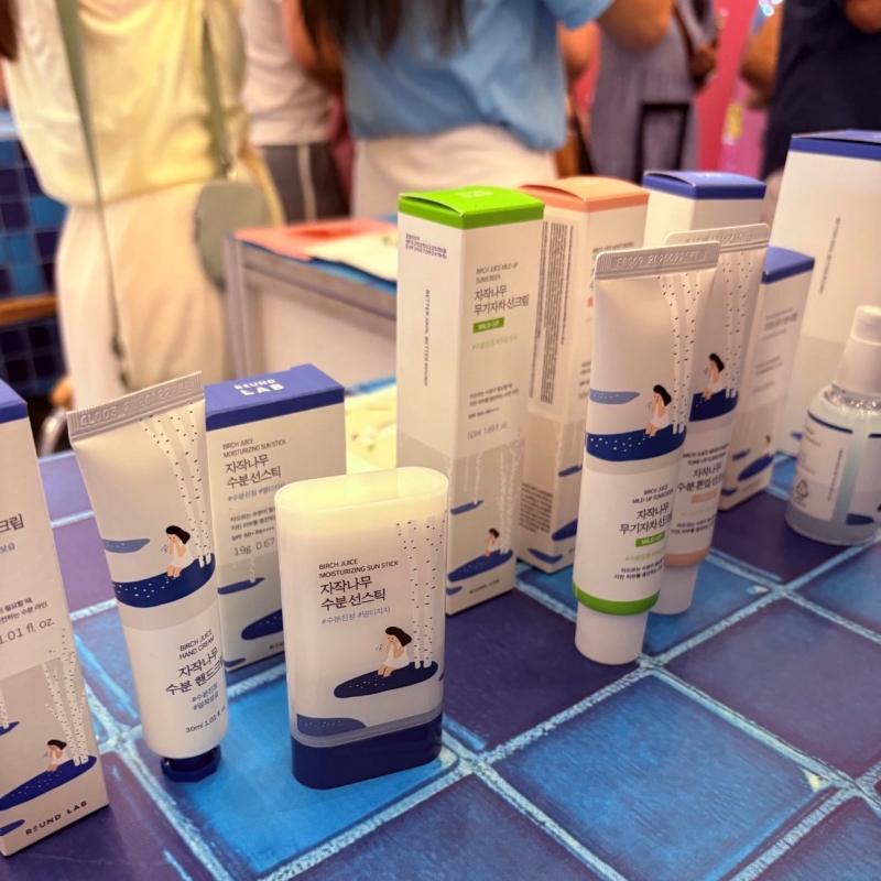 Бьюти корнер бренда Round Lab на фестивале Global Beauty Fest в Алматы, Казахстан. / Фото: Ажар Галымжан