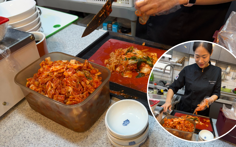 Kimchi Zubereitung kann man in Korea auch in Kochschulen lernen 